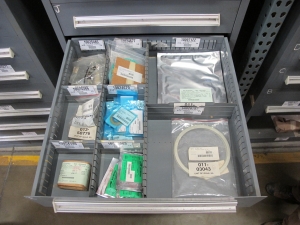 STANLEY VIDMAR HEAVY DUTY 11-DRAWER PARTS CABINET W/ CONTENTS (W-50) LOADING & HANDLING FEE $25-